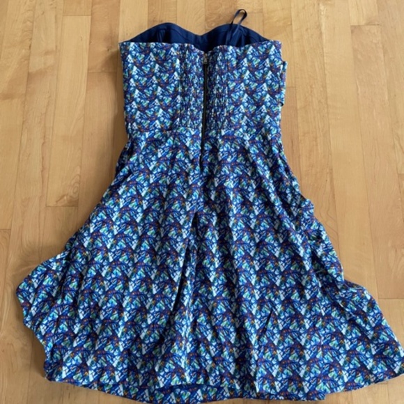 Club Monaco Strapless Dress - size 00 - Picture 4 of 4